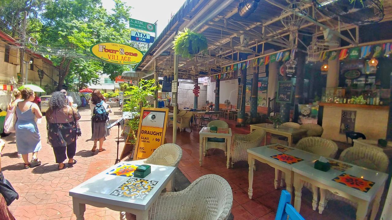 Four Sons Village Banguecoque Exterior foto